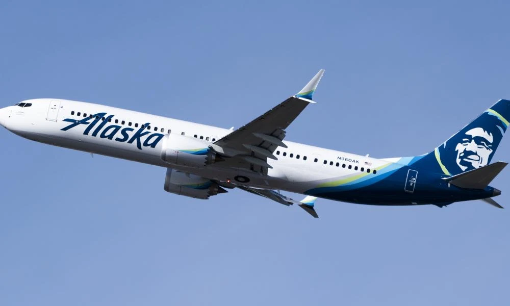 Ιαπωνία; Boeing 737 γύρισε στο αεροδρόμιο έπειτα από ρωγμή που εμφανίστηκε στο παράθυρο του πιλοτηρίου